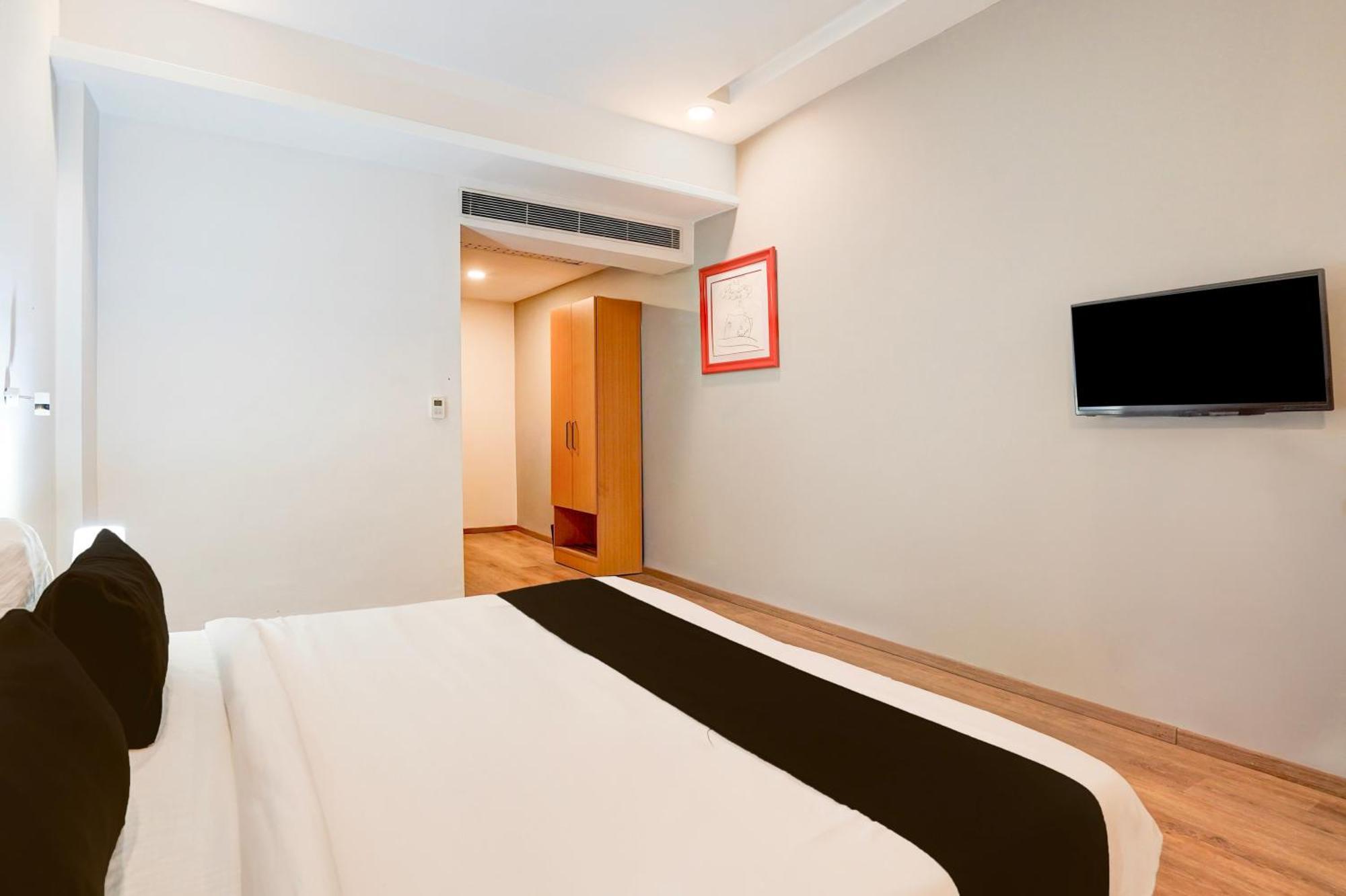 Hotel Super Townhouse Gomti Nagar Matiyari Chinhat Esterno foto